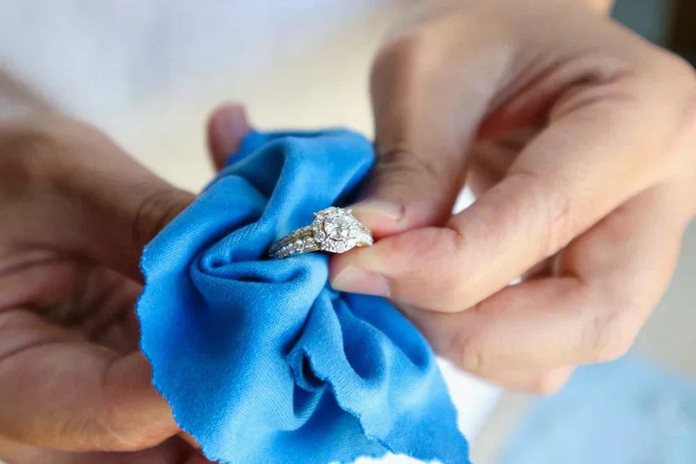 How to Care for Fine Jewellery and Keep It Looking New