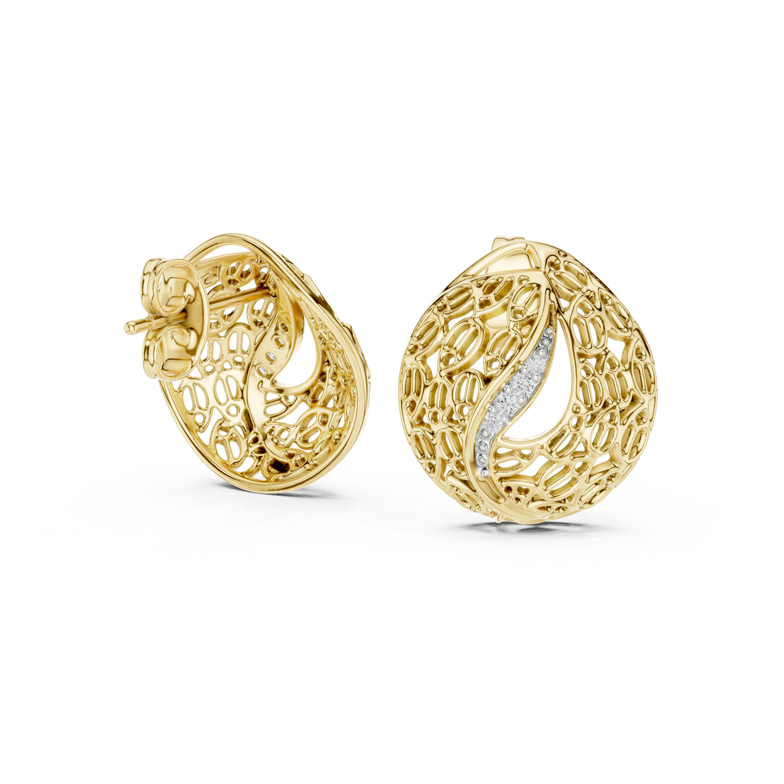 Traditional bridal choker with heavy gold detail.