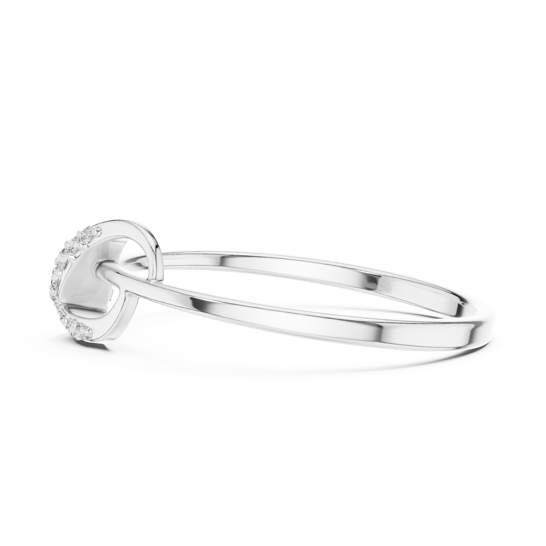 Cushion-cut engagement ring with refined sparkle.