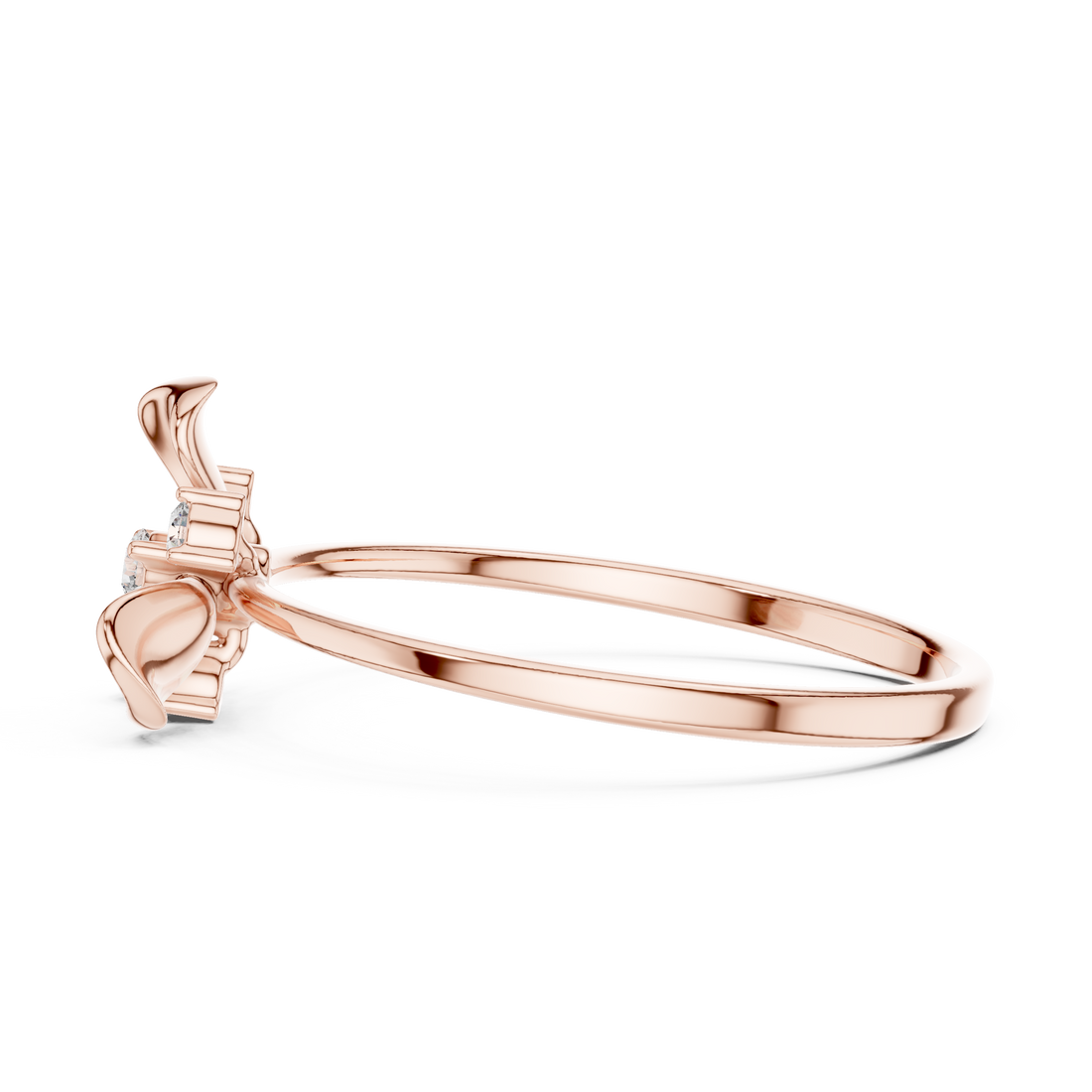Minimalist rope chain bracelet with twisted metal texture.