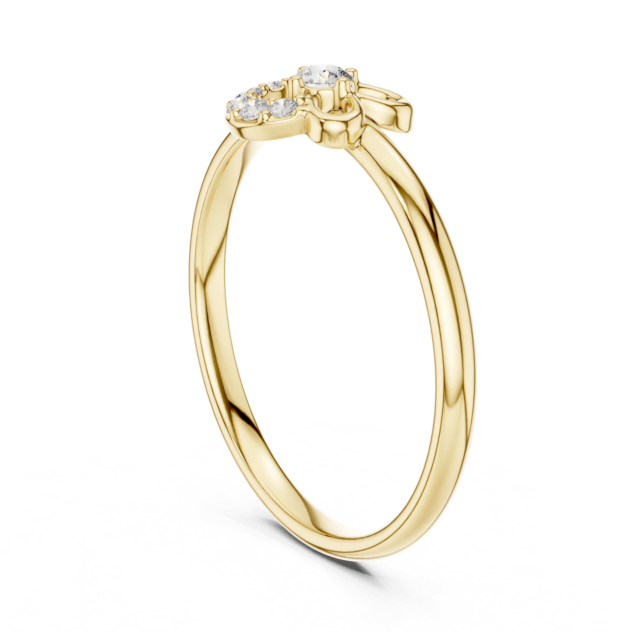 Minimal chain bracelet with subtle diamond highlights.