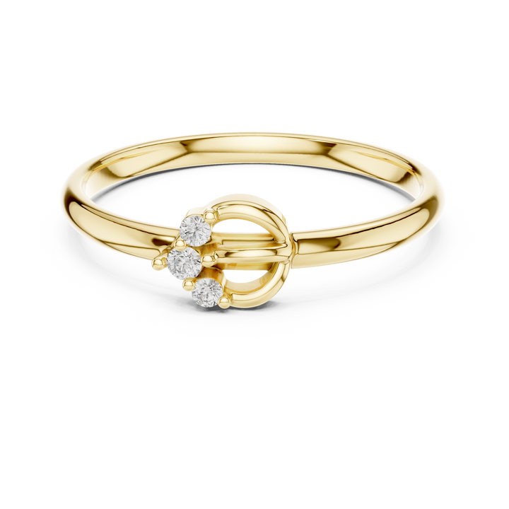 Elegant wedding band with refined gold shine.