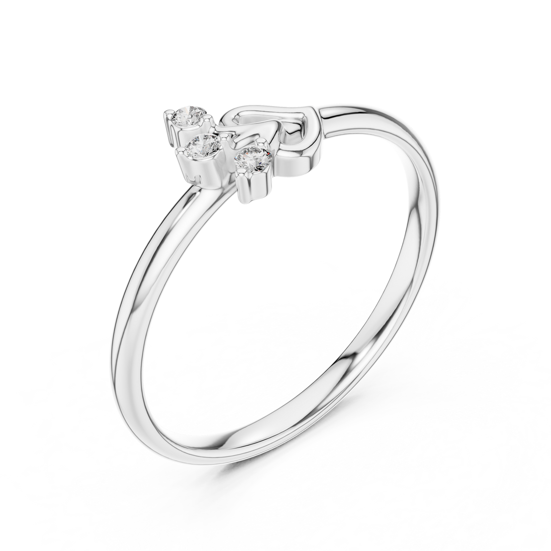 Minimal necklace with sleek polished metal.