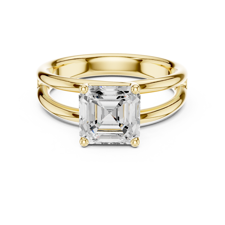 Wide cuff bangle with bold appearance.