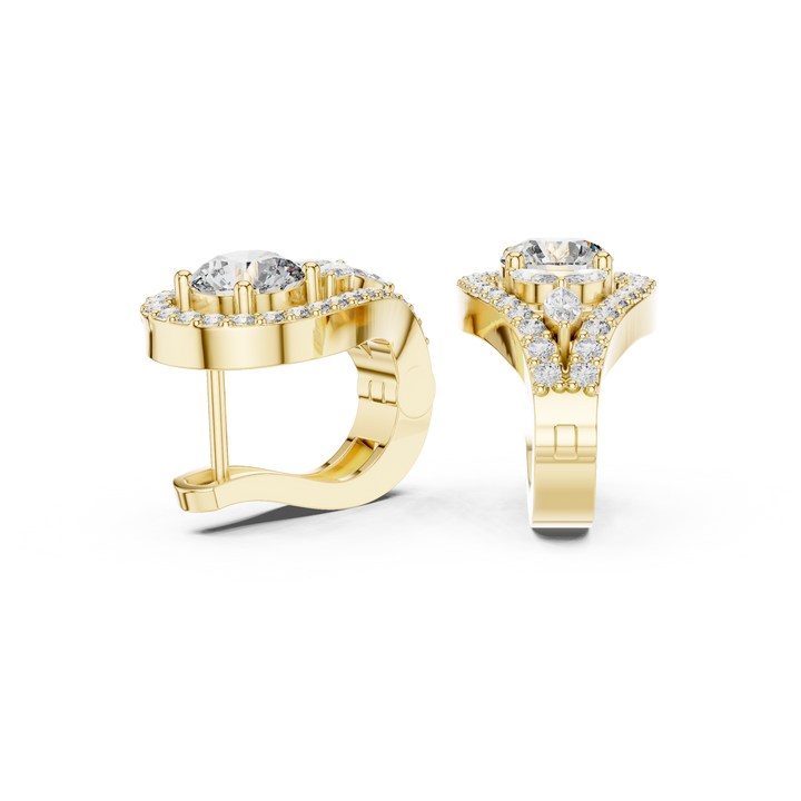 Vintage-style hinged bangle bracelet with engraved patterns.