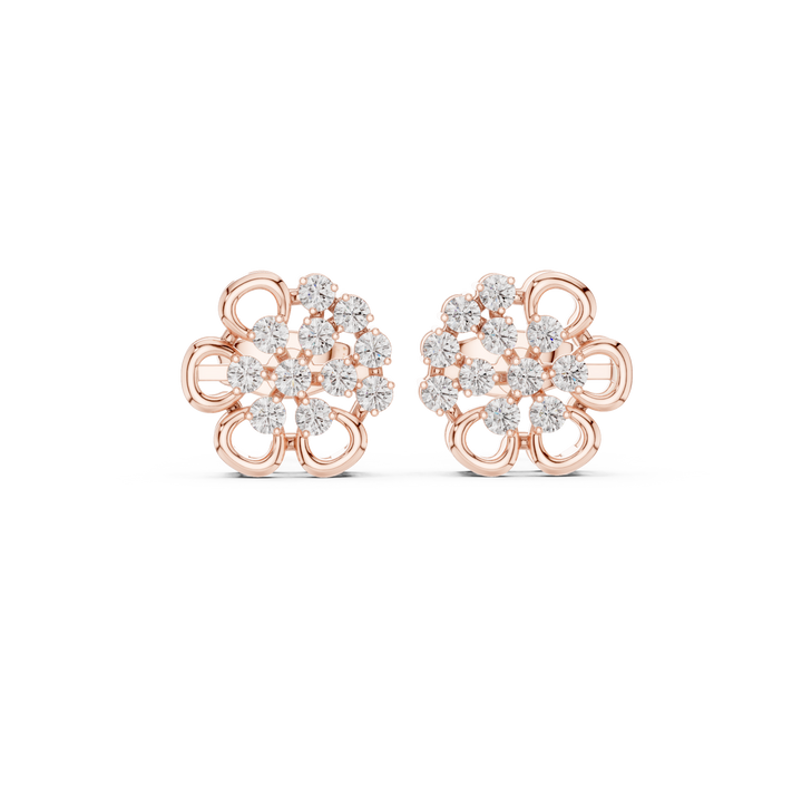 Pearl anklet with elegant structure.