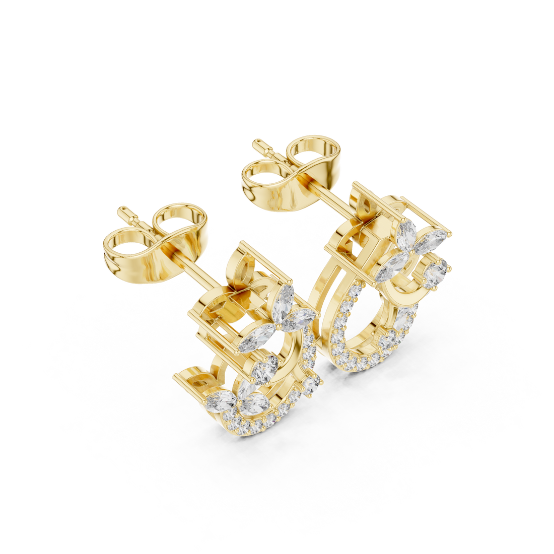 Bridal jewellery set with matching necklace.