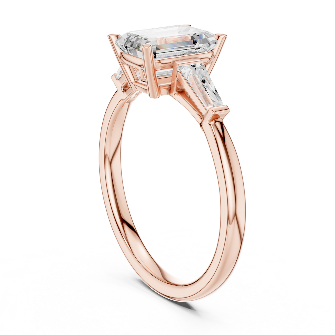 Minimalist men's band featuring smooth polished gold surface.