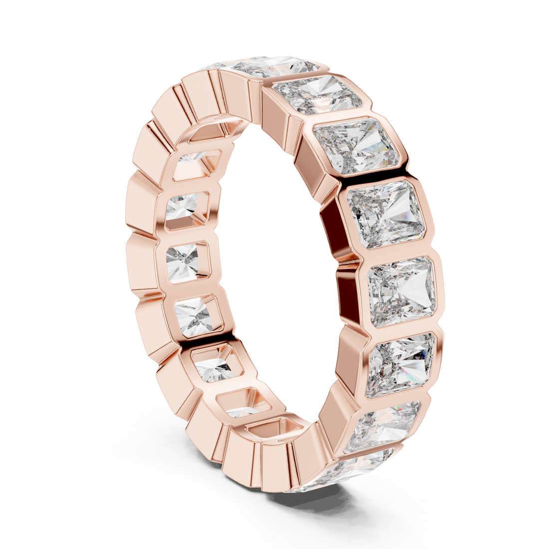 Classic diamond tennis bracelet in gold.
