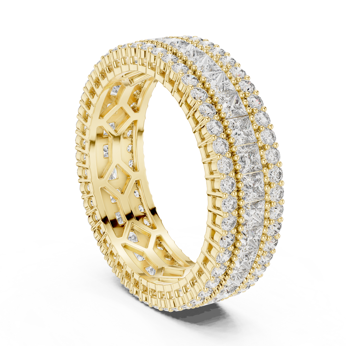 Smooth men's band ring in gold.