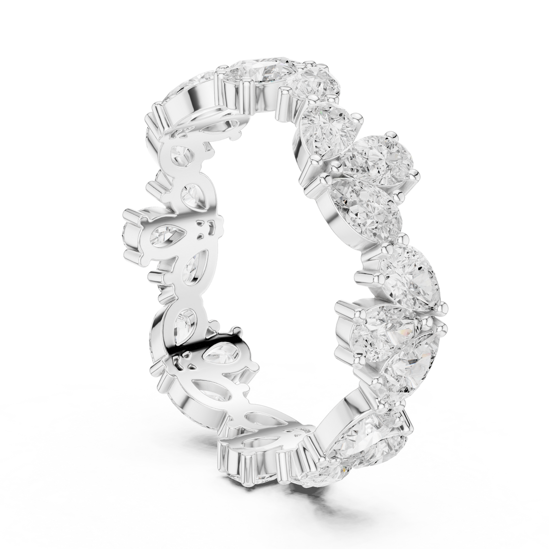 Adjustable chain bracelet with sliding clasp.