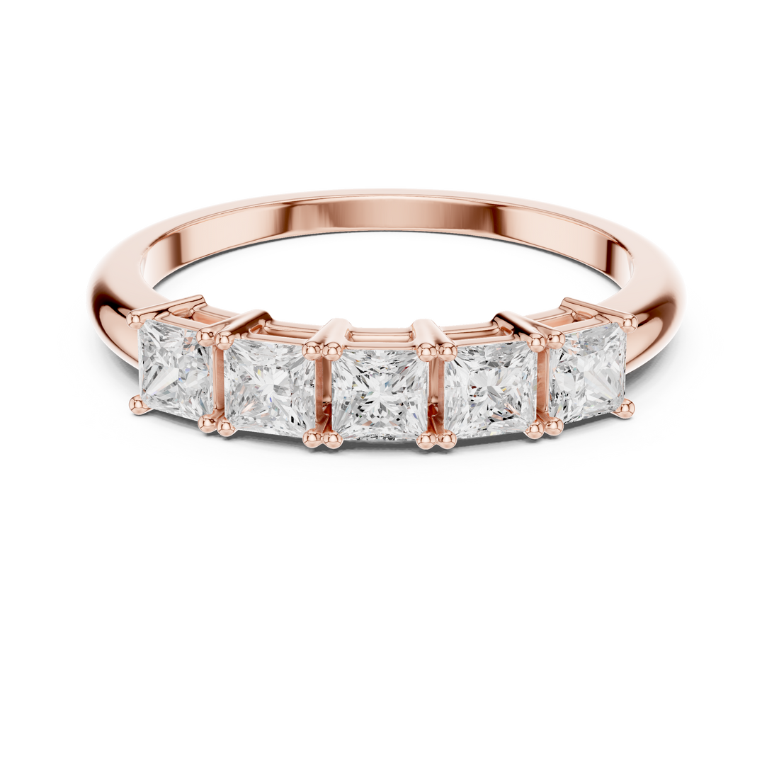 Solitaire diamond pendant with thin chain.
