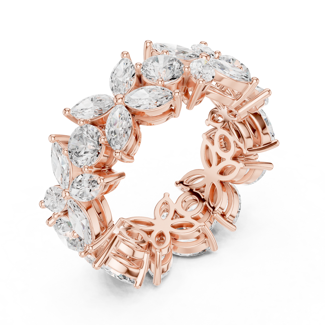 Rope bracelet with twisted gold links.