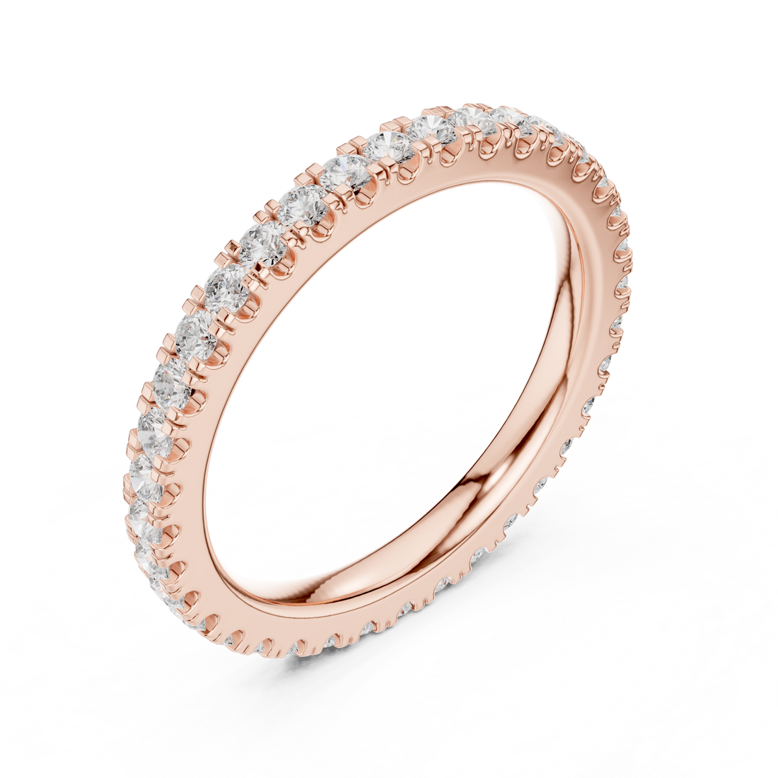 Elegant gold tennis bracelet featuring continuous line of sparkling diamonds.