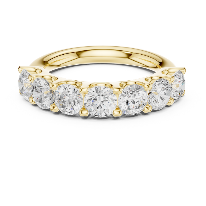 Elegant tennis bracelet featuring uniform diamond pattern.