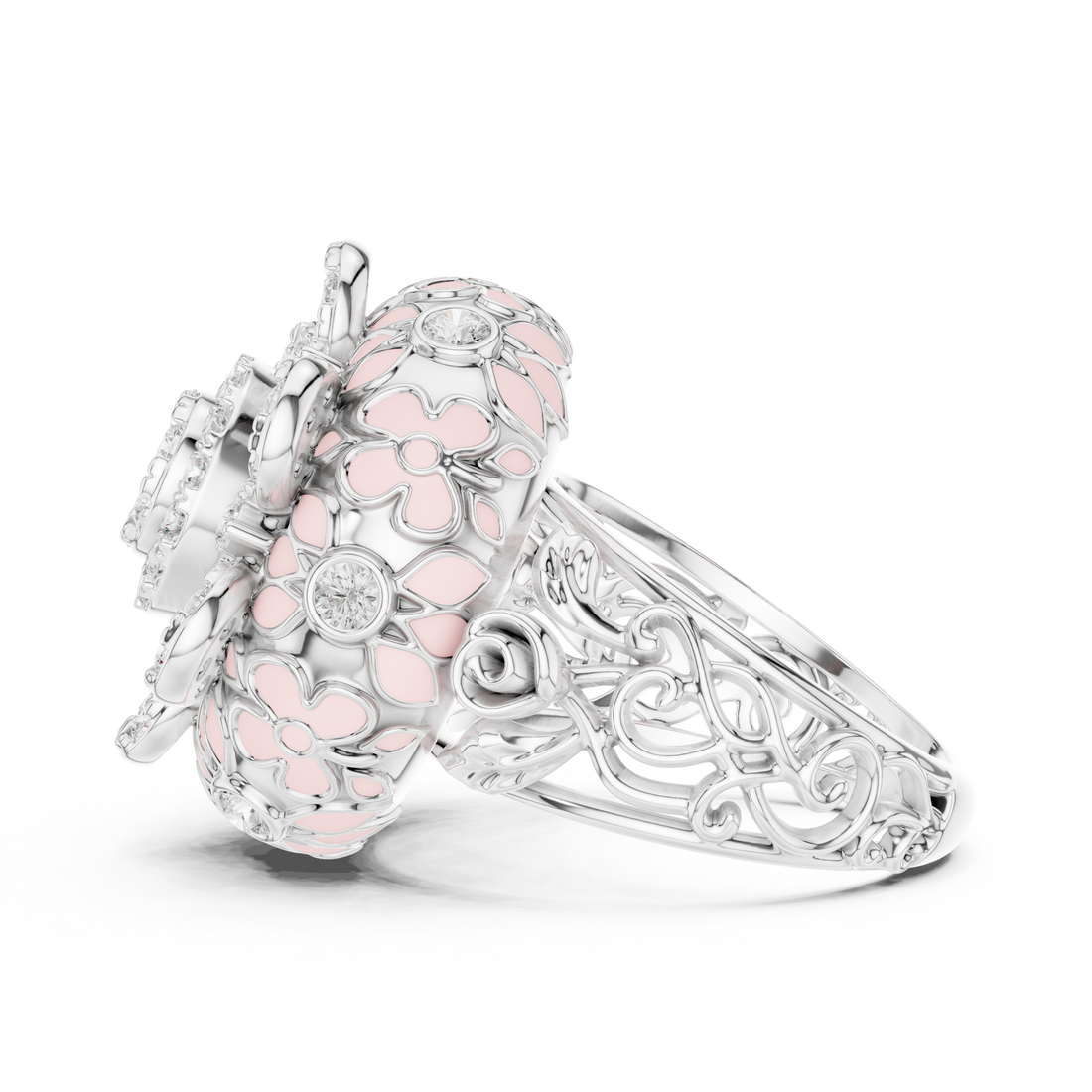 Classic floral brooch featuring detailed petal shapes and polished finish.