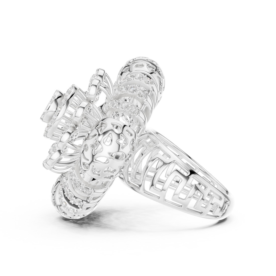 Elegant chain bracelet featuring delicate interlocking links and polished finish.
