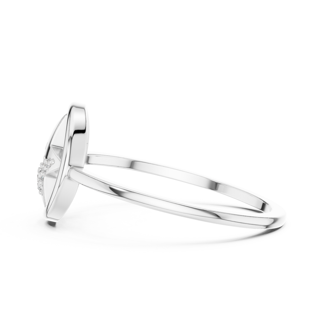 Vintage halo ring with decorative edge detailing.