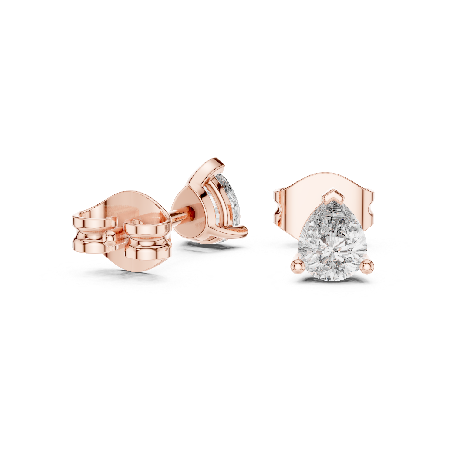 Engagement jewellery set with diamond sparkle.