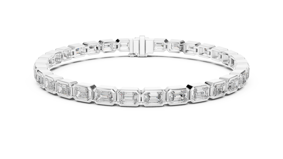 Emerald Cut Diamond Tennis Chain Bracelet in Sleek Bezel Setting