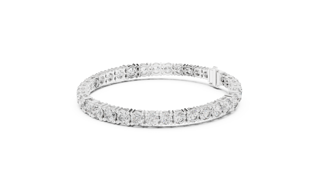Graduated Round Cut Diamond Tennis Chain Bracelet in Collet Settings