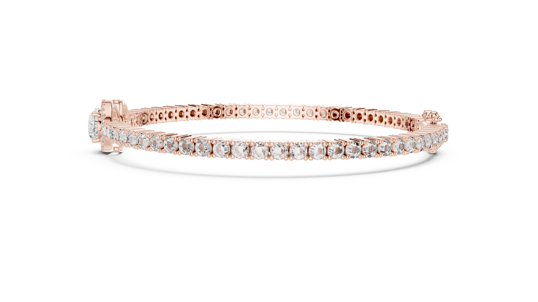 Round Cut Diamond Halo Center Chain Tennis Bracelet
