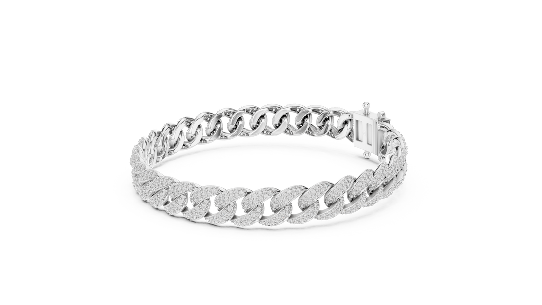 Round Diamond Pavé Curb Link Chain Bracelet