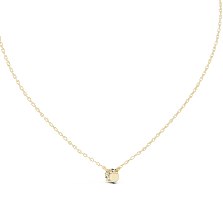Stunning with premium high-quality finish and brilliant sparkling diamonds