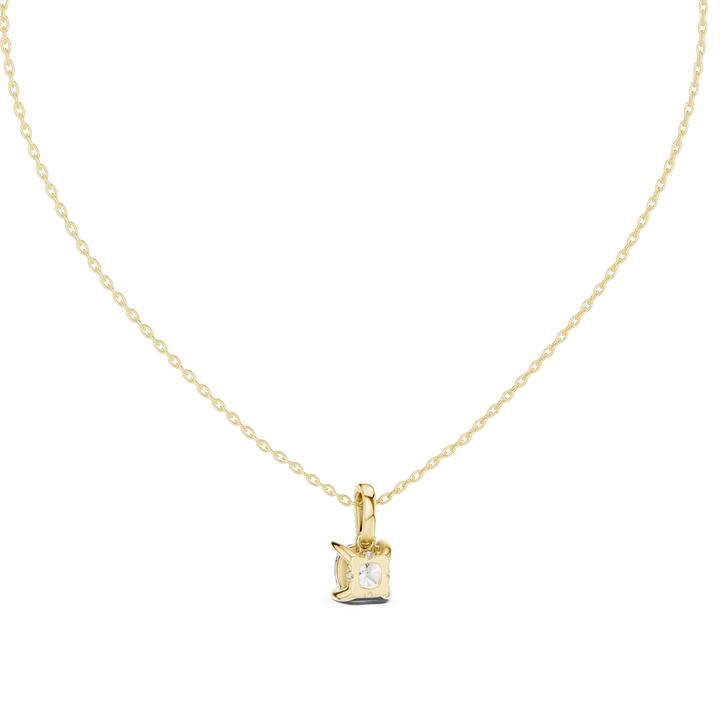 Stunning with premium high-quality finish and brilliant sparkling diamonds