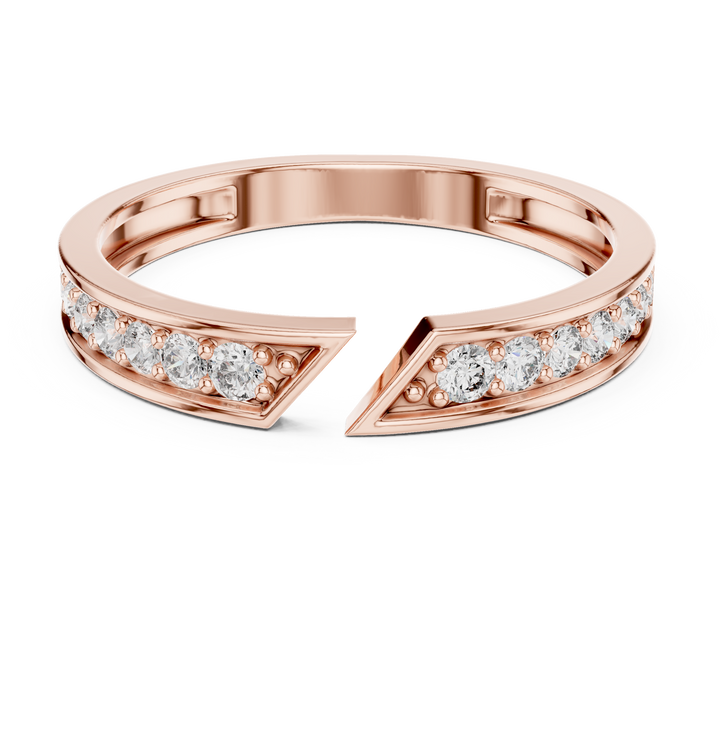 Elegant yellow gold chain bracelet featuring lab-grown diamond accents for a refined modern style.