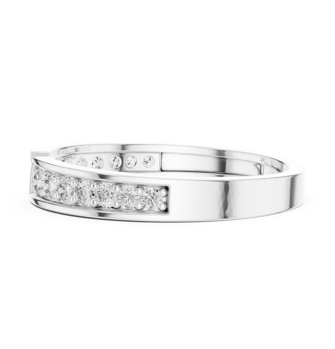 Stylish diamond link bracelet crafted in gold with carefully arranged lab-grown diamonds for added brilliance.