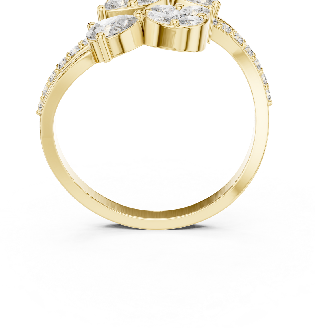 Engagement jewellery set with sparkling diamonds.