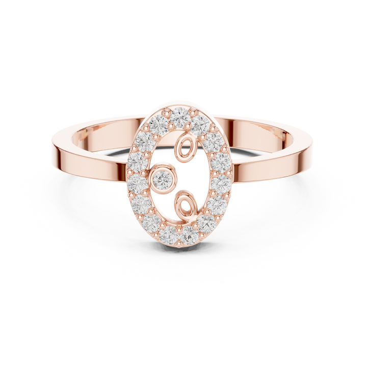 Elegant chain bracelet featuring delicate interlocking links and polished finish.