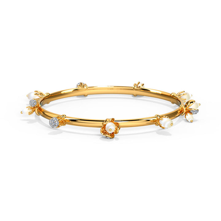 Swaying Pearl Bangle