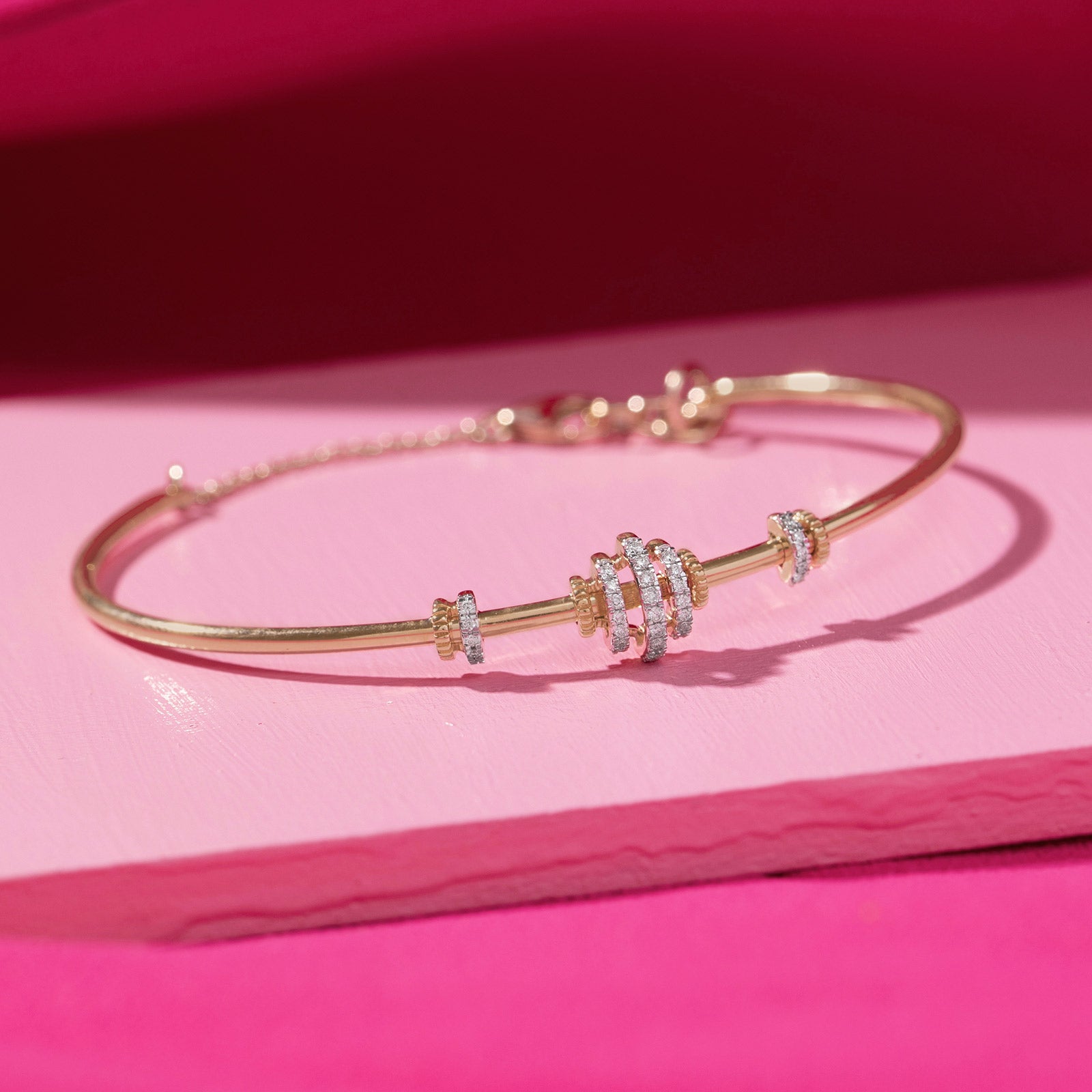 Linear Spark Diamond Bracelet