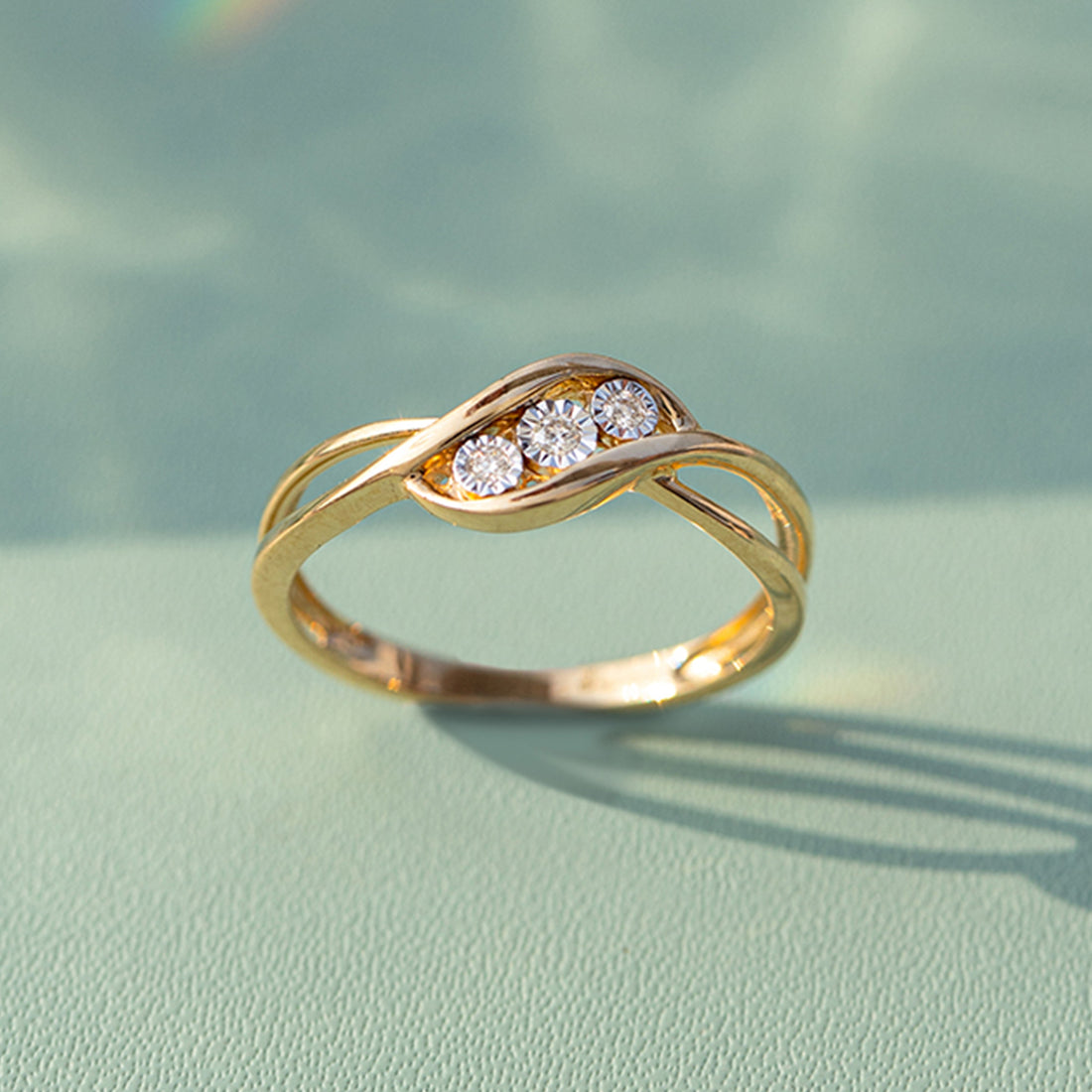 Trio Miracle Plate Diamond Ring