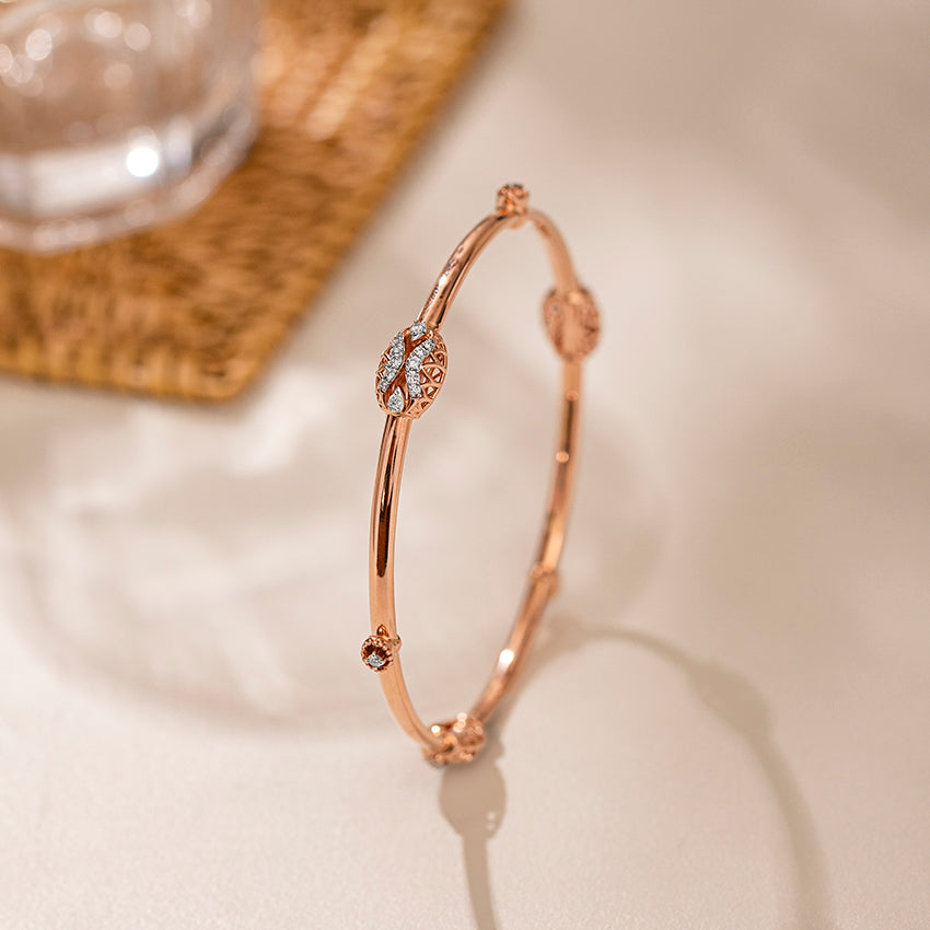 Oveyo Diamond Bangle