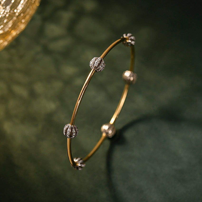 Glorious Orb Diamond Bangle