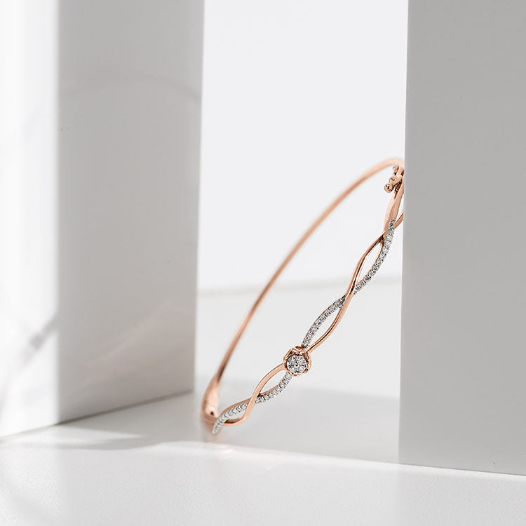 Dazzling Twist Diamond Bracelet