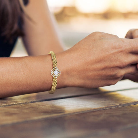 Granular Bloom Diamond Bracelet