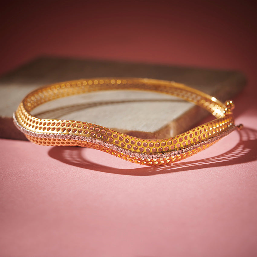 Bina Deep Waved Diamond Bracelet
