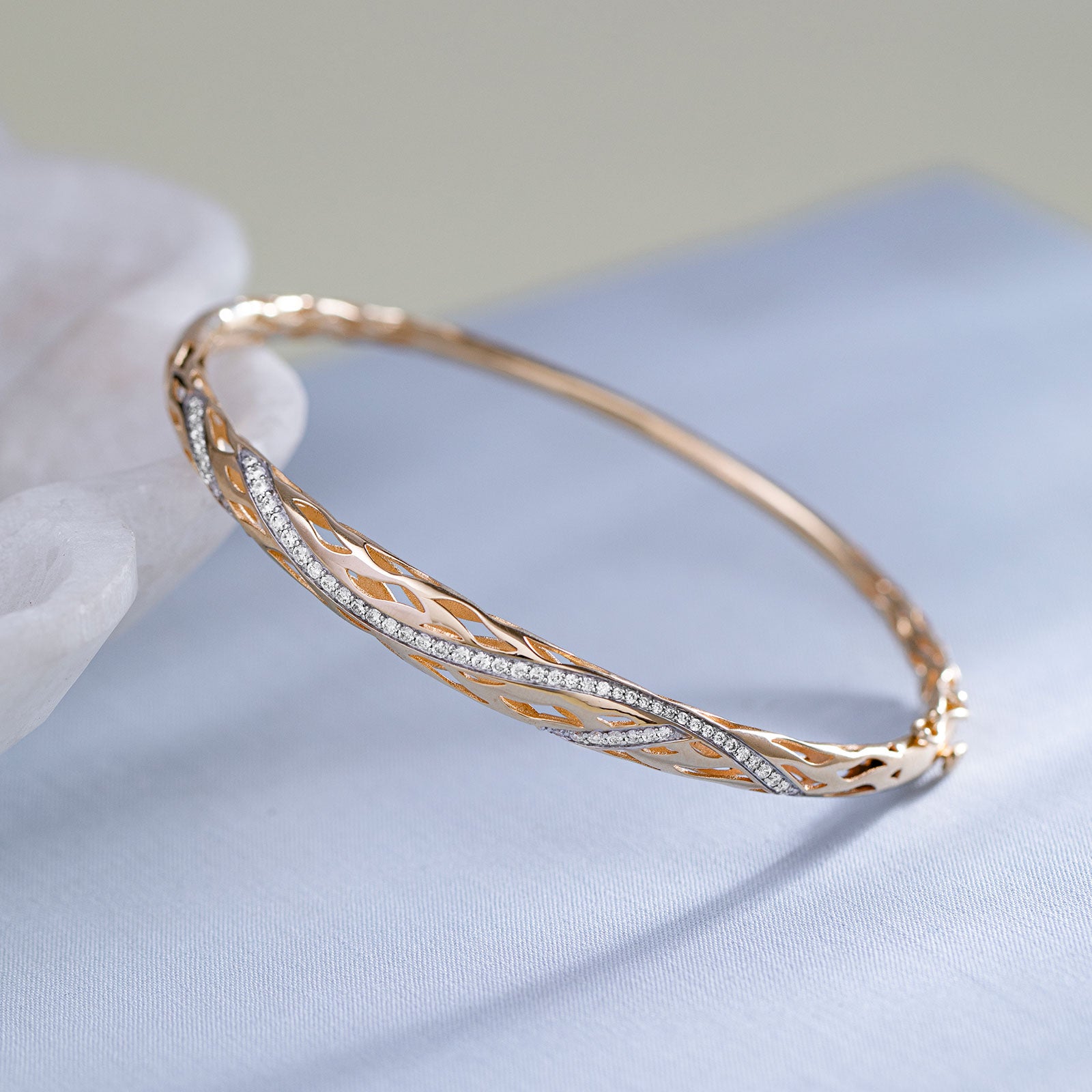 Sazwa Diamond Bracelet