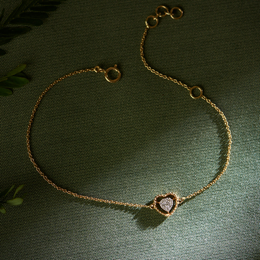 Classic Shining Heart Diamond Bracelet