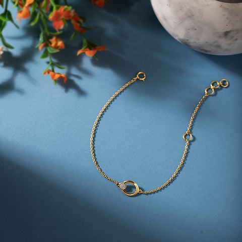 Pretty Classic Diamond Bracelet