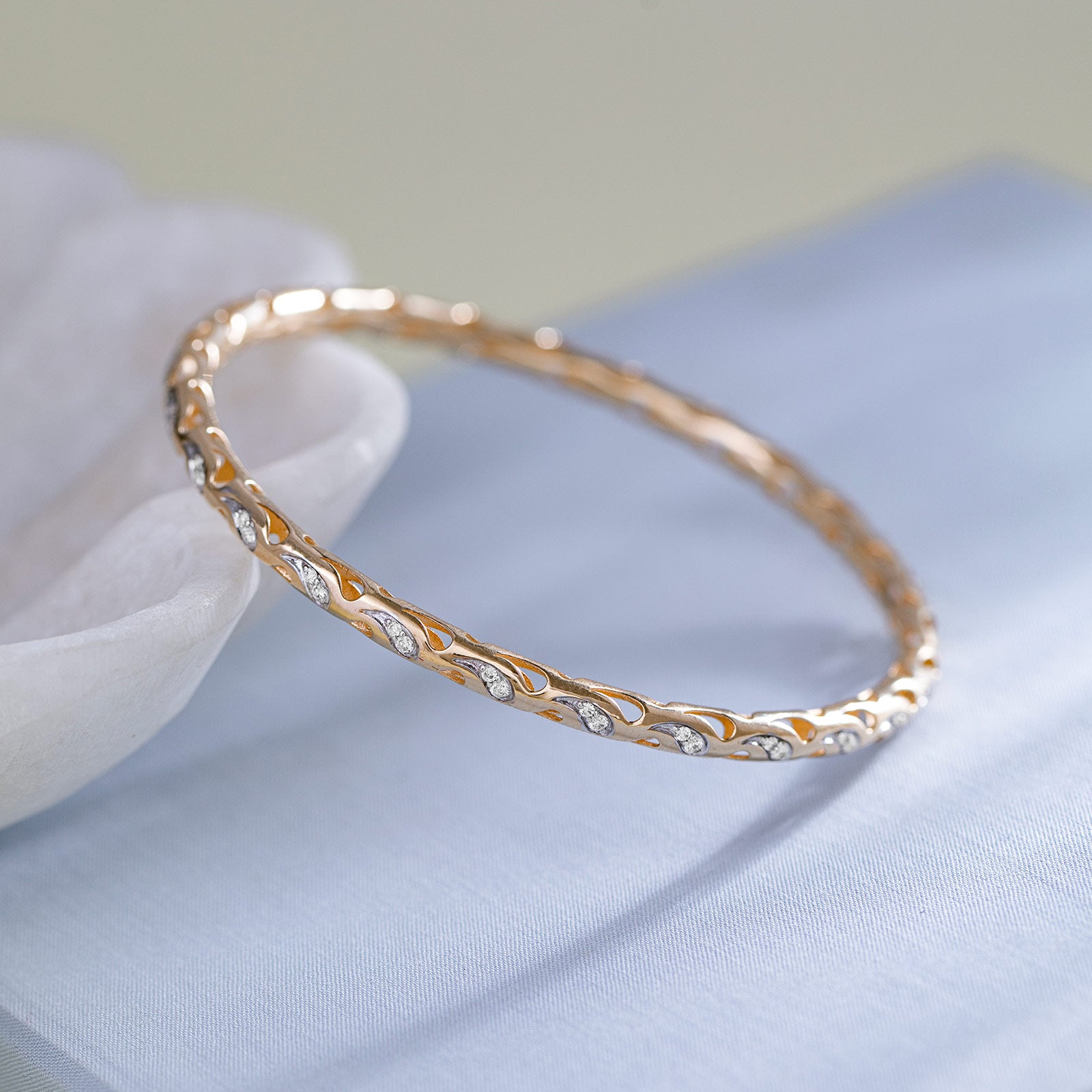 Zuma Diamond Bangle
