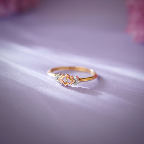 Diamond Quarrel Ring