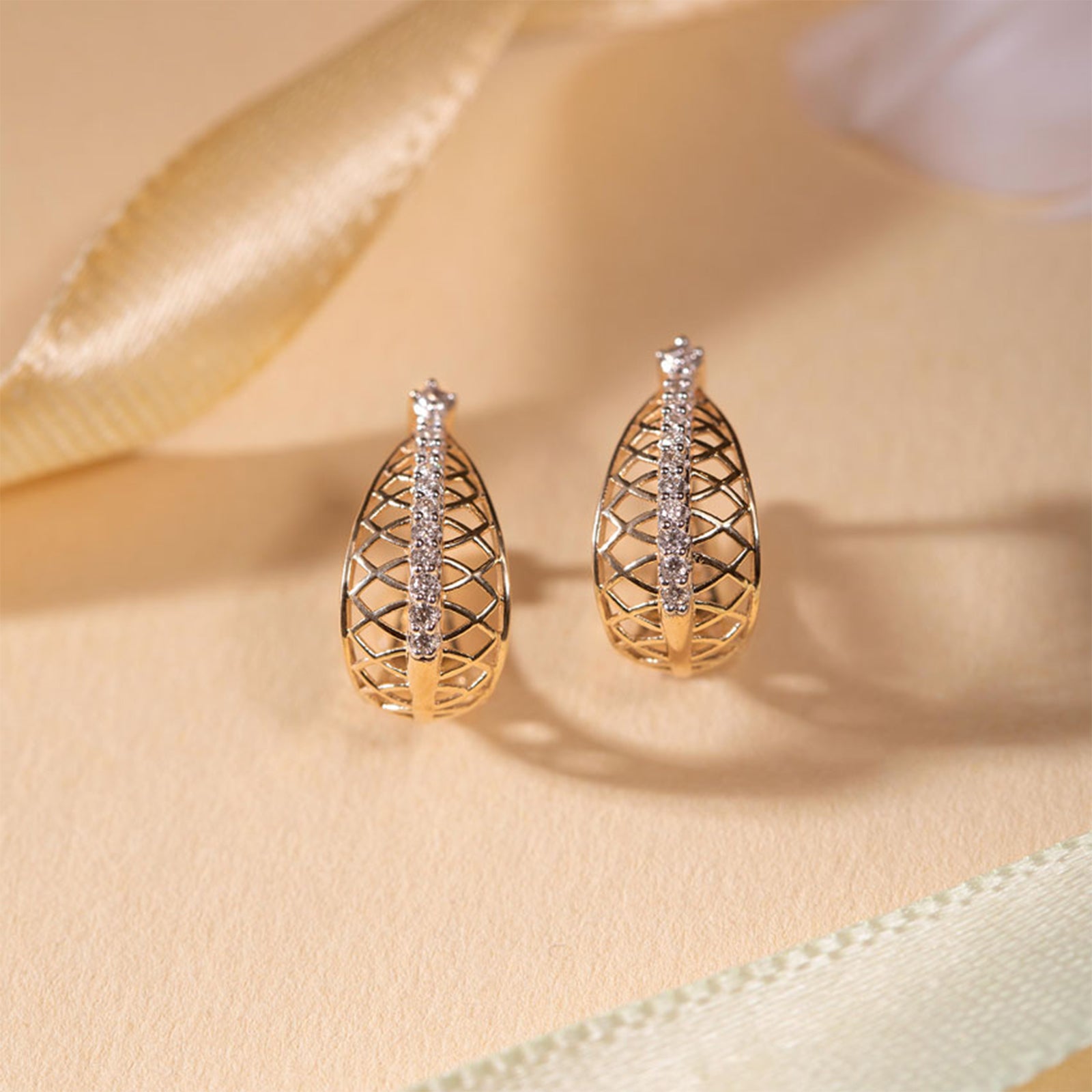 Adele Mesh Diamond Hoop Earrings