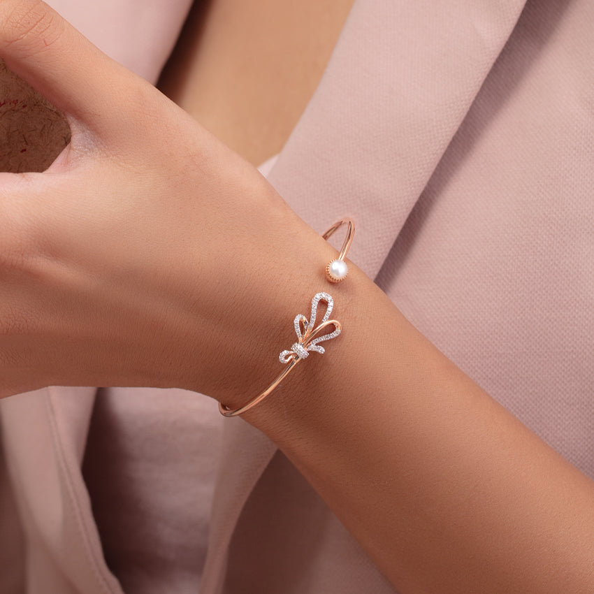 Ribbon Knot Pearl Bracelet