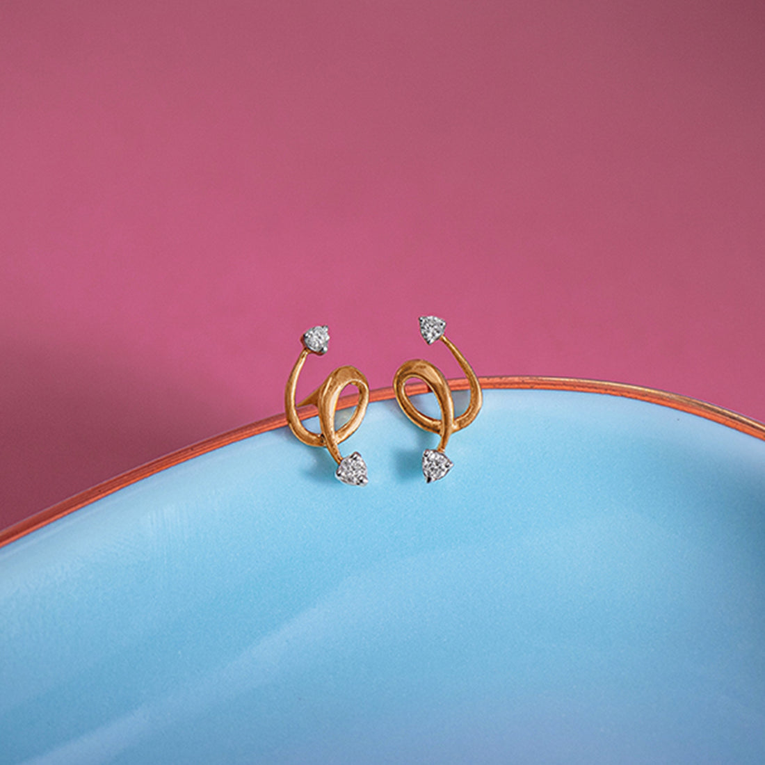 Sleek Twine Diamond Stud Earrings