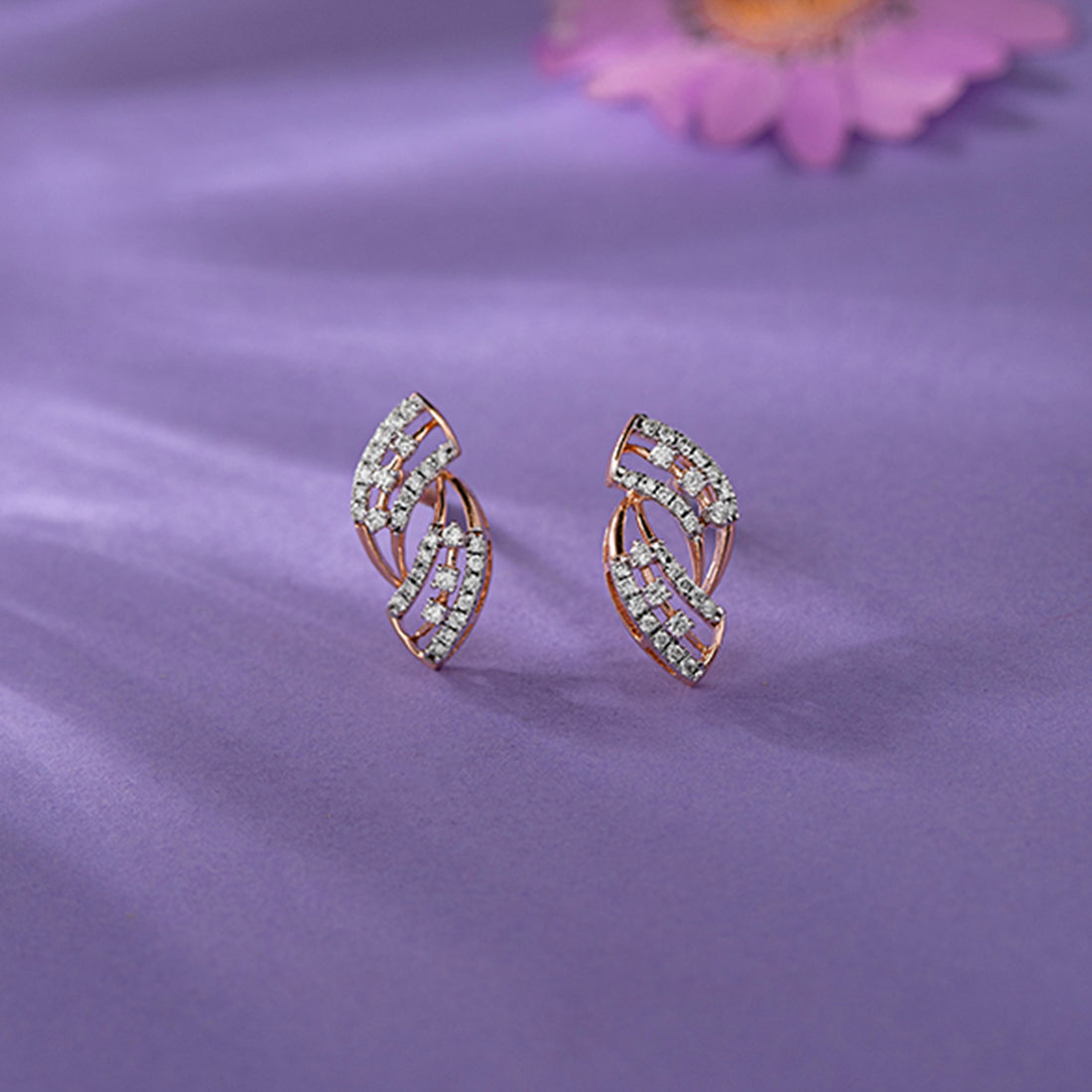 Ellie Wave Diamond Stud Earrings